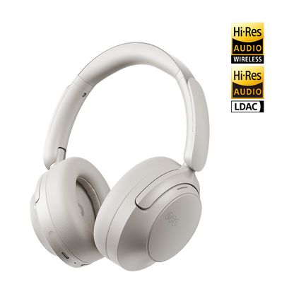 Auriculares sem fios QCY H3S Over-Ear brancos, vista frontal ligeiramente inclinada para a direita com certificações Hi-Res Audio Wireless e LDAC.