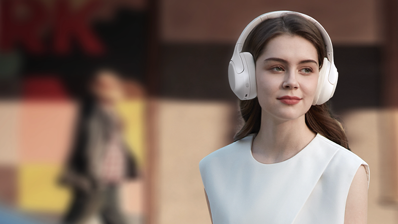 Auriculares sem fios com microfone