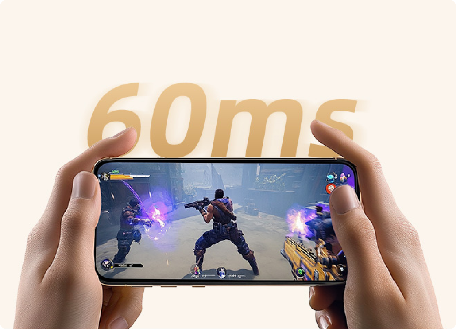 Mãos seguram smartphone durante jogo com tempo de reação de 60ms, jogo de tiro cheio de ação no ecrã.