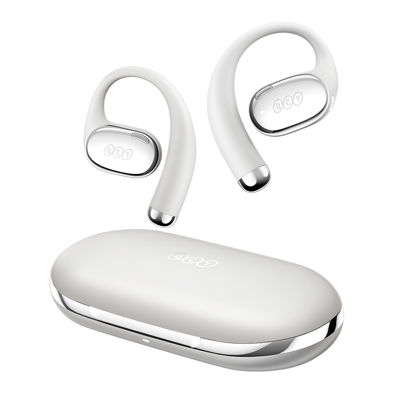  QCY Crossky R70 weiße Open‑Ear‑Ohrbügel schweben über dem geschlossenen Ladecase in Frontansicht